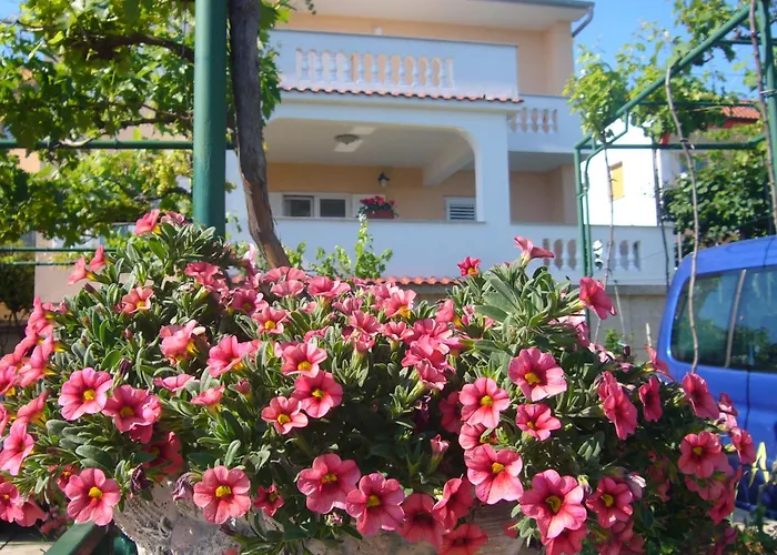 Bella Vista *