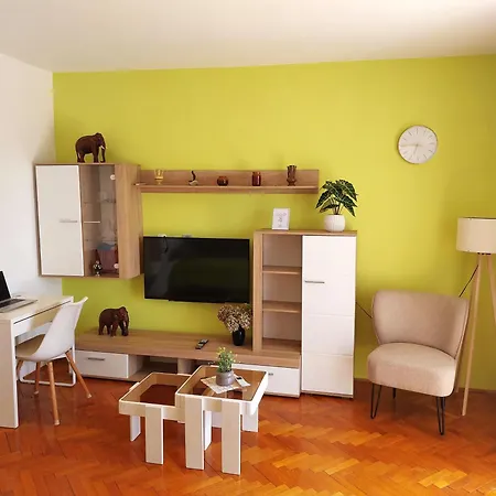 Bella Vista * Krk Town